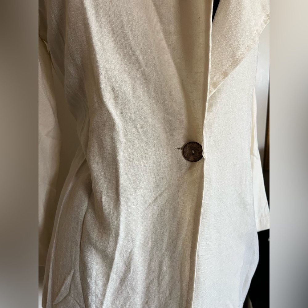 LUUKAA Cream/White Linen Blend Button Down Blouse Cardigan Jacket Size 2 - Picture 2 of 4